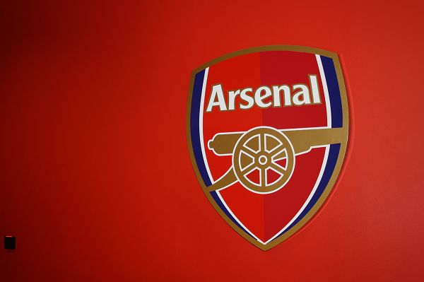 英媒：热刺领跑伊万-托尼的转会，球员愿意降低一半的薪水