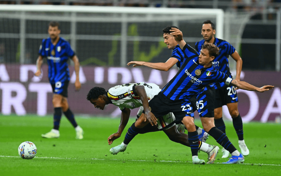 劫富济贫看红魔！曼联对阵英超第4-9名全胜 对阵下半区球队仅1胜