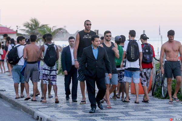 篮球CBA球队阵容调整优化