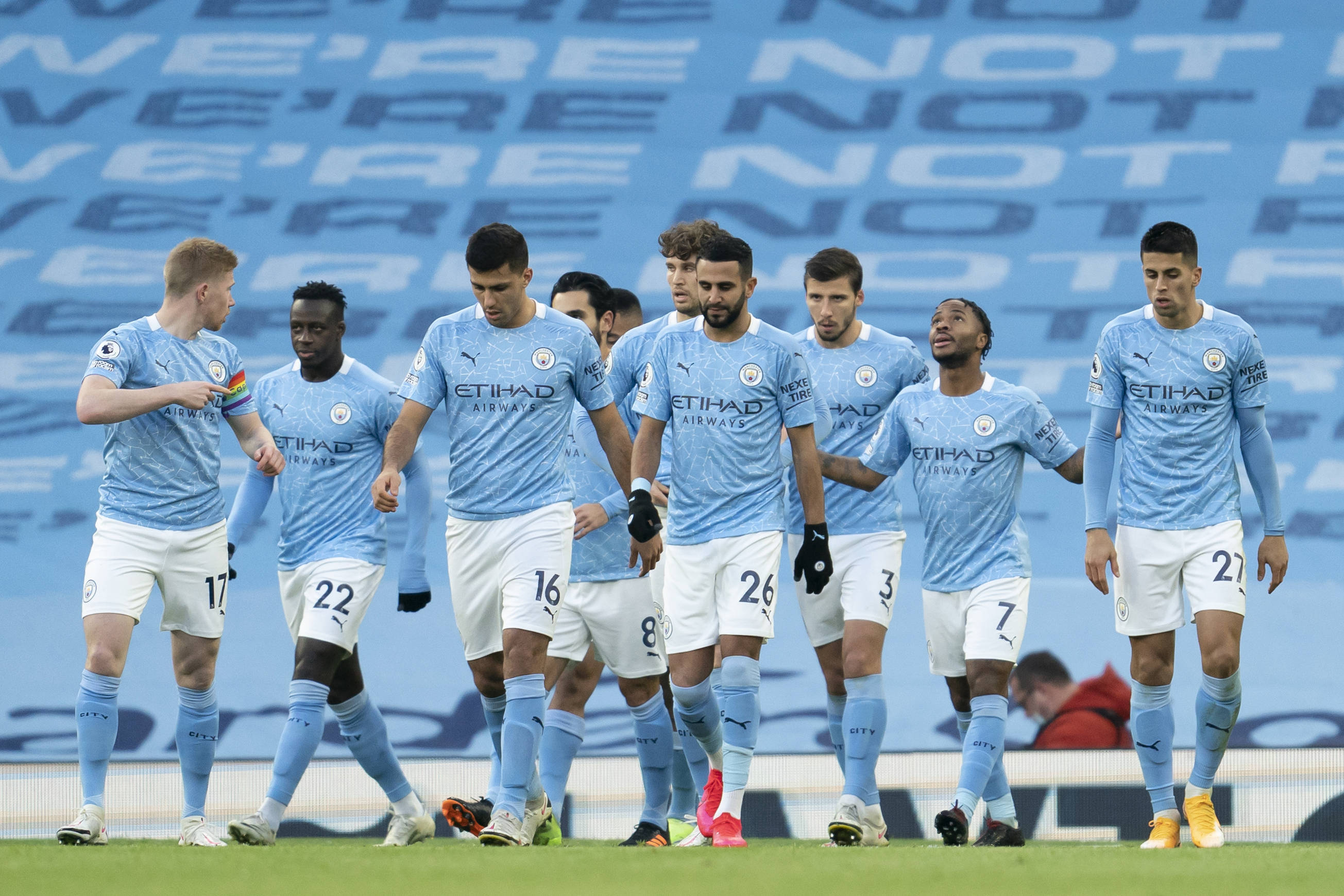 詹姆斯逆天表现再现老将统治力