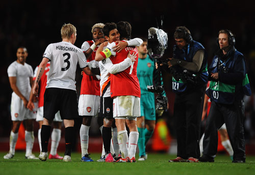 英冠战报：哈里斯、普瓦赫塔建功，牛津联2-1伊普斯维奇