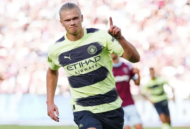 杨晨对话施拉普纳：中国球员不该只为钱踢球，留洋从乙级开始