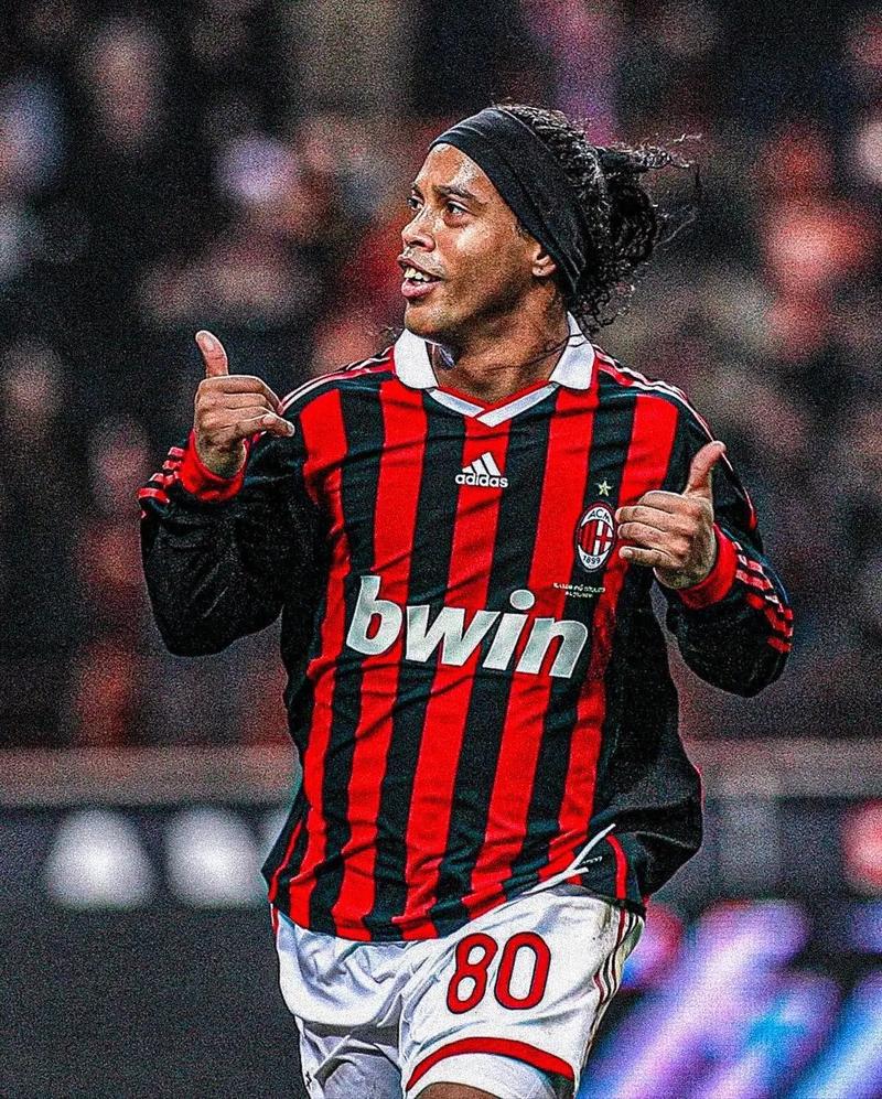 英媒：利物浦与塞梅尼奥谈妥个人条款，并匹配了曼城的报价