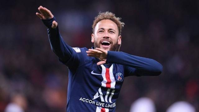 周定洋：虽然有些遗憾，但我为球队今年取得的进步感到自豪