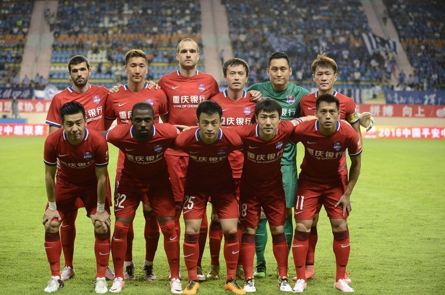 詹皇首秀：姆博莫曼联生涯首场比赛表现总结